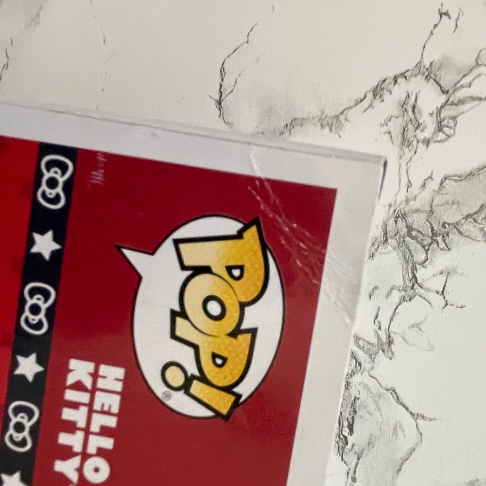 Hello Kitty Funko Pop 37 - Picture 9 of 10